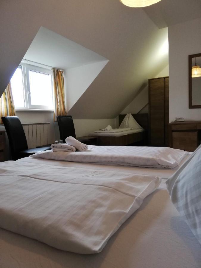 Hotel Familia Zamárdi Εξωτερικό φωτογραφία