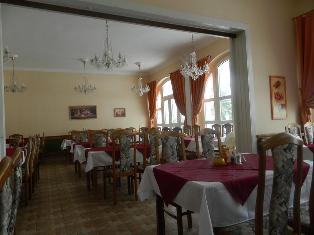 Hotel Familia Zamárdi Εξωτερικό φωτογραφία