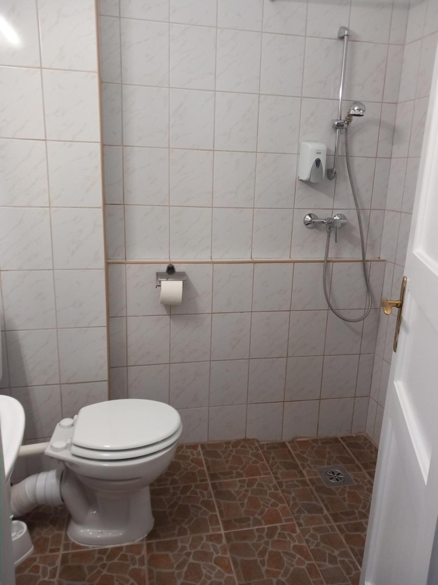 Hotel Familia Zamárdi Εξωτερικό φωτογραφία