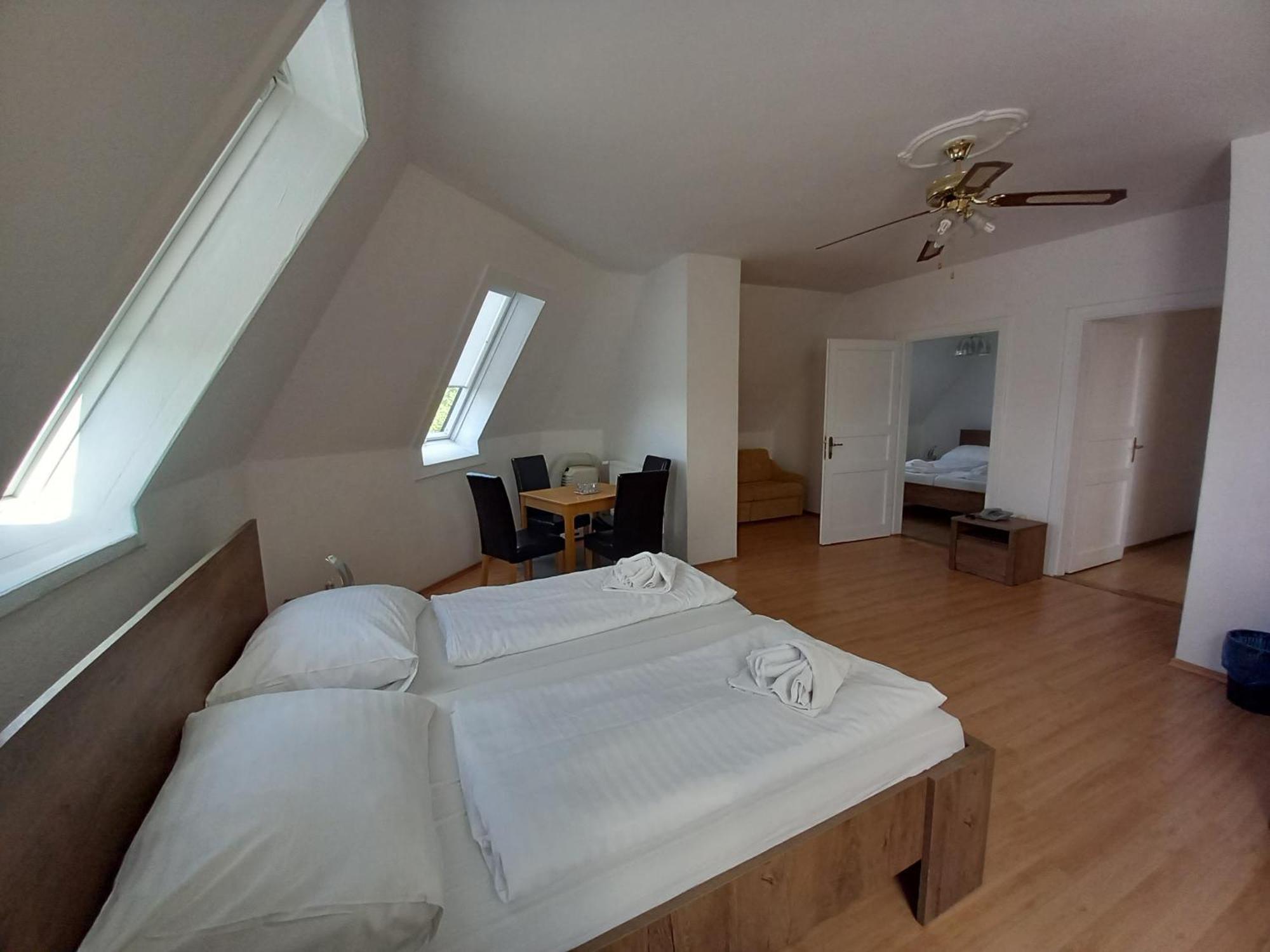 Hotel Familia Zamárdi Εξωτερικό φωτογραφία