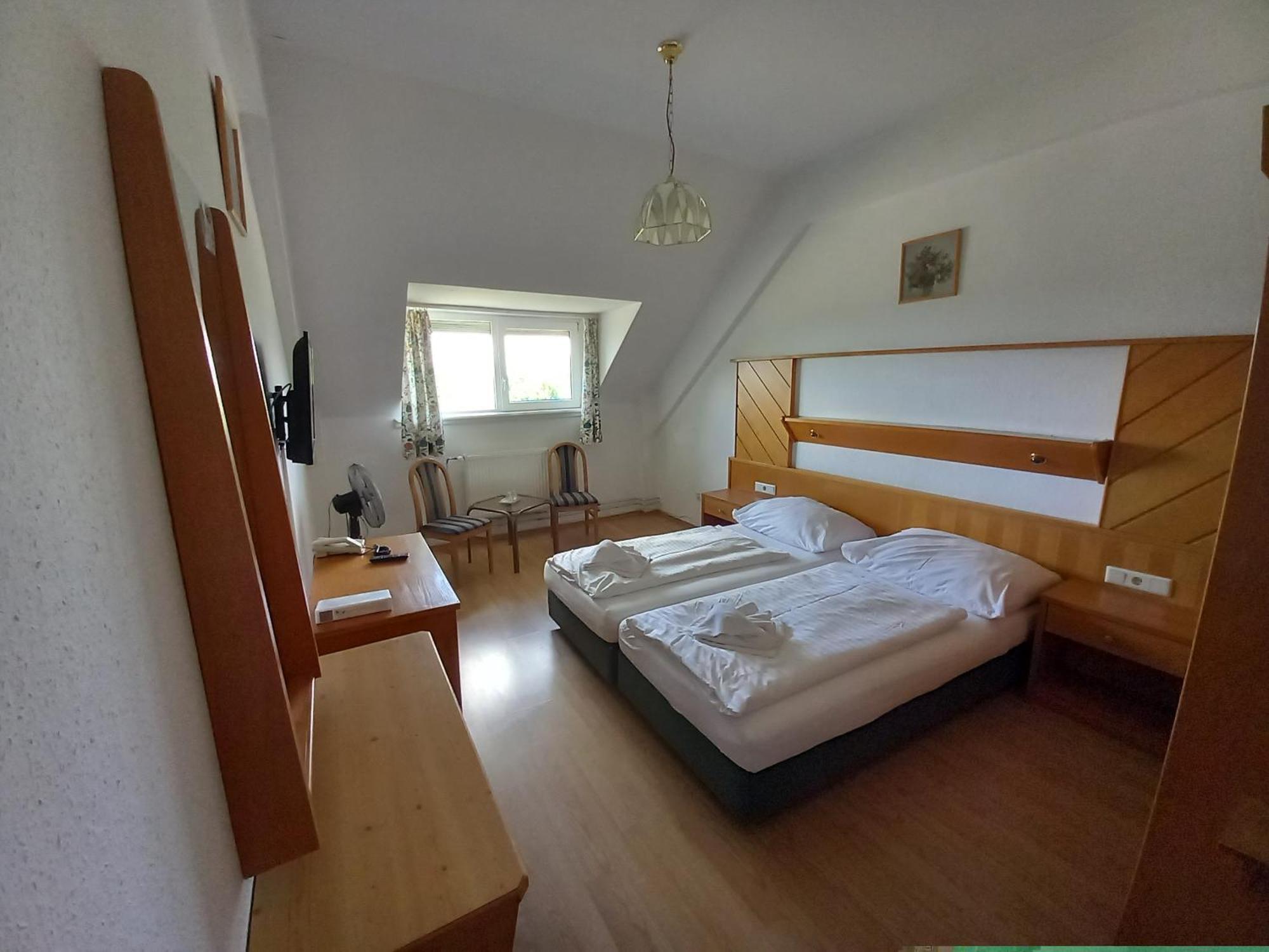 Hotel Familia Zamárdi Δωμάτιο φωτογραφία