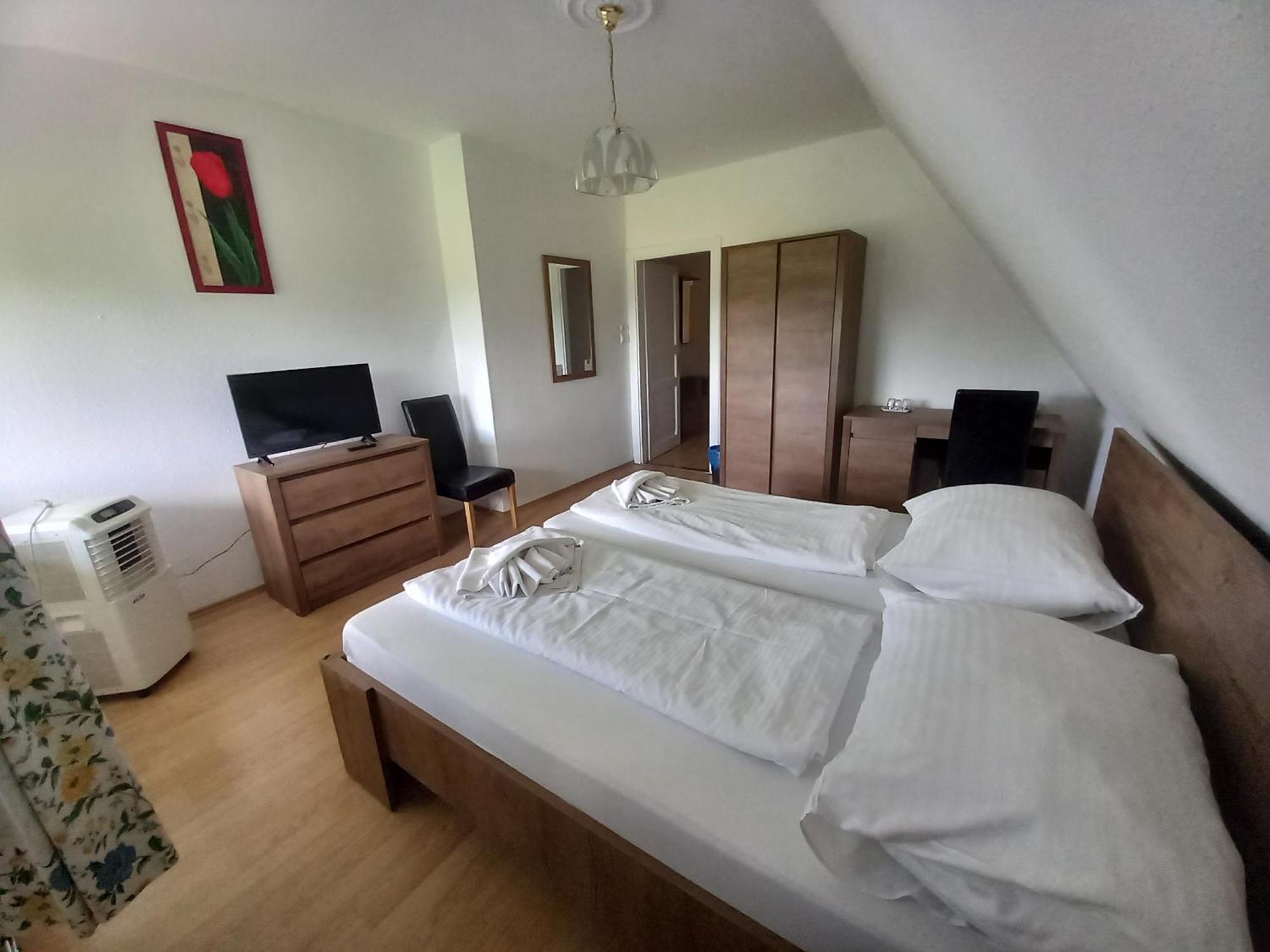 Hotel Familia Zamárdi Δωμάτιο φωτογραφία